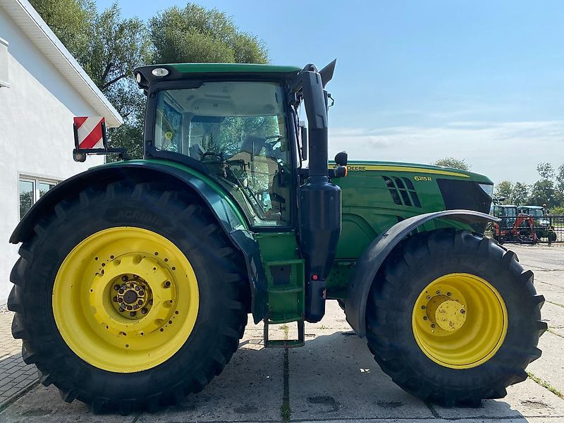 John Deere 6215R AutoPowr 50km/h - Farm tractor: picture 2 John Deere 6215R AutoPowr 50km/h - Farm tractor: picture 2