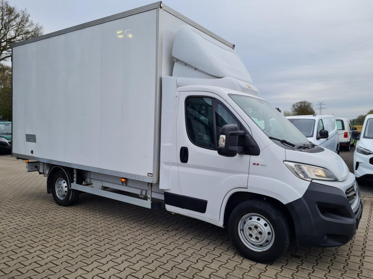 Fiat Ducato 35 Koffer 150 maxi Multijet Klima - Closed box van: picture 3 Fiat Ducato 35 Koffer 150 maxi Multijet Klima - Closed box van: picture 3