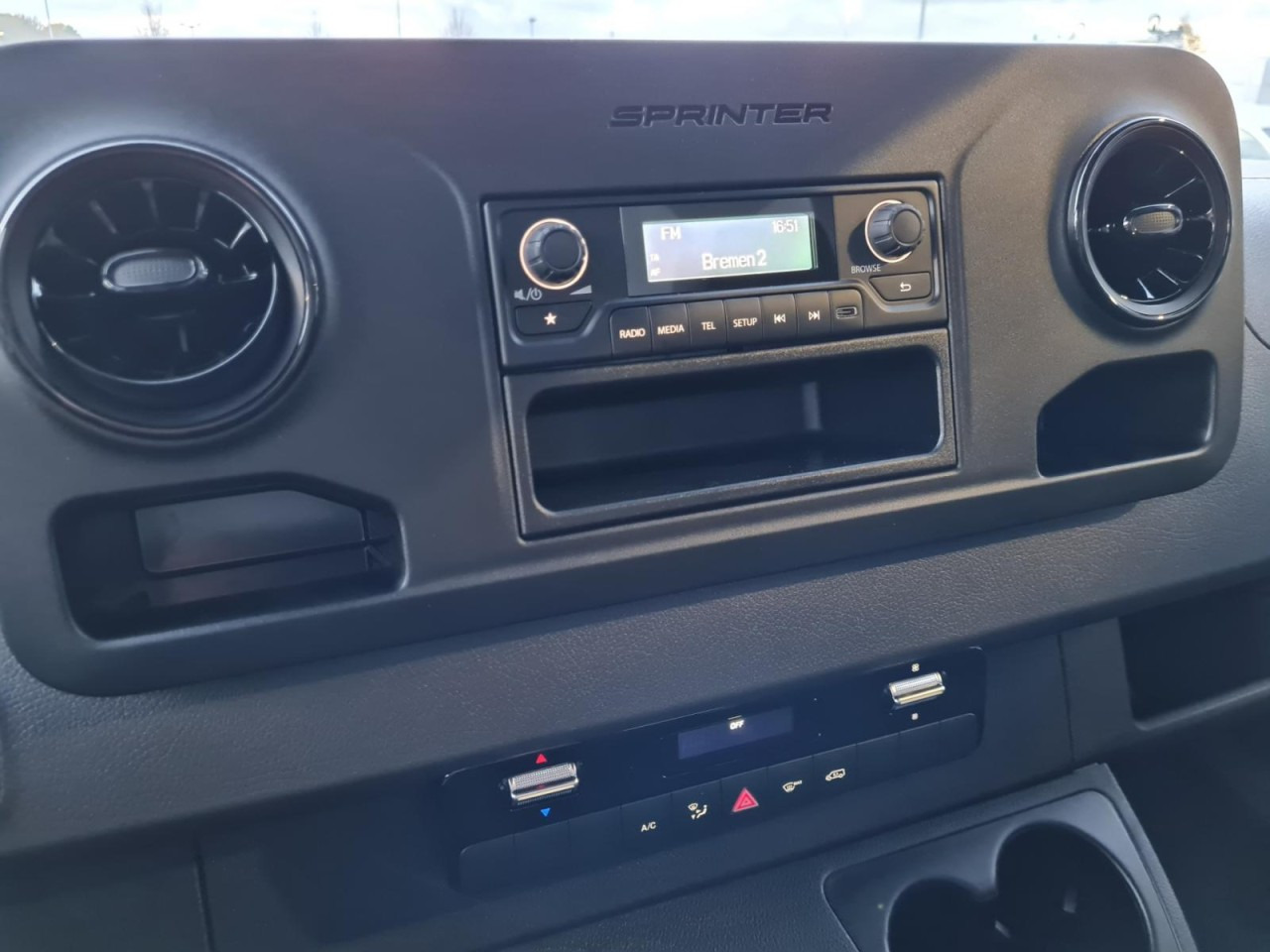 Open body delivery van Mercedes-Benz Sprinter 317 CDI Pritsche L3 lang RWD KLIMA TEMPOMAT: picture 13 Open body delivery van Mercedes-Benz Sprinter 317 CDI Pritsche L3 lang RWD KLIMA TEMPOMAT: picture 13