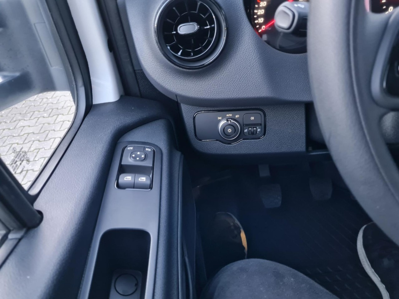 Open body delivery van Mercedes-Benz Sprinter 317 CDI Pritsche L3 lang RWD KLIMA TEMPOMAT: picture 15 Open body delivery van Mercedes-Benz Sprinter 317 CDI Pritsche L3 lang RWD KLIMA TEMPOMAT: picture 15