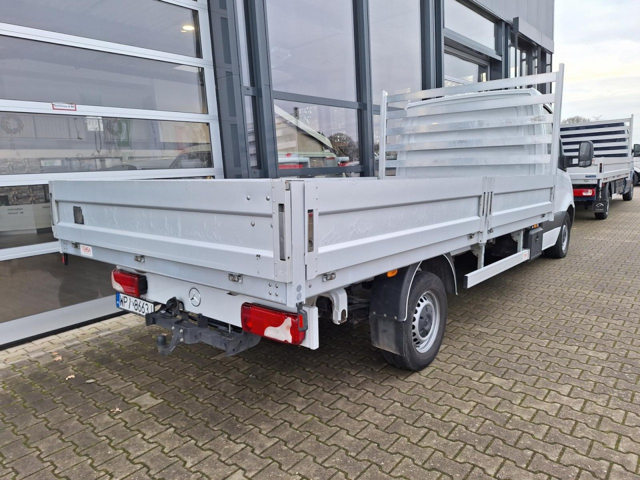 Mercedes-Benz Sprinter 317 CDI Pritsche L4 RWD AHK KLIMA TEMPOMAT - Open body delivery van: picture 2 Mercedes-Benz Sprinter 317 CDI Pritsche L4 RWD AHK KLIMA TEMPOMAT - Open body delivery van: picture 2