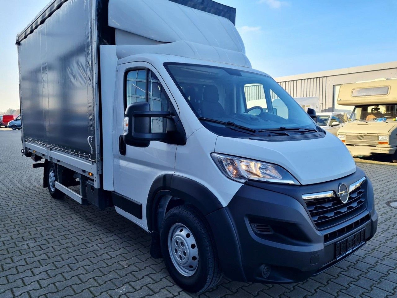 Opel Movano Pritsche Schiebe Plane CDTI 160 LBW Luftf - Curtain side van: picture 3 Opel Movano Pritsche Schiebe Plane CDTI 160 LBW Luftf - Curtain side van: picture 3