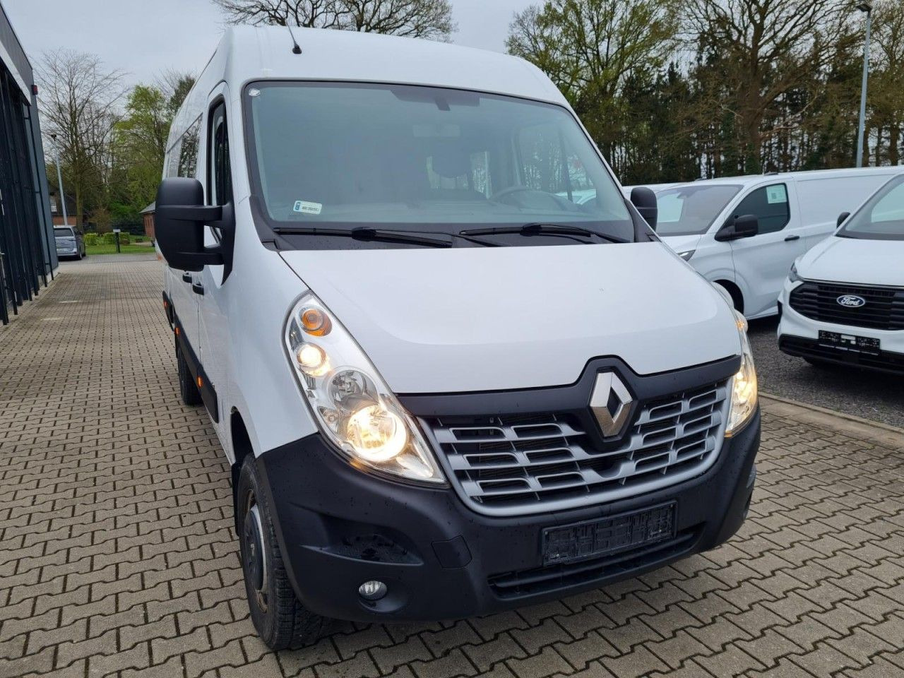 Renault Master 35 Kasten LR Doka 6-Sitze 4x4 Allrad AHK - Panel van, Combi van: picture 2 Renault Master 35 Kasten LR Doka 6-Sitze 4x4 Allrad AHK - Panel van, Combi van: picture 2