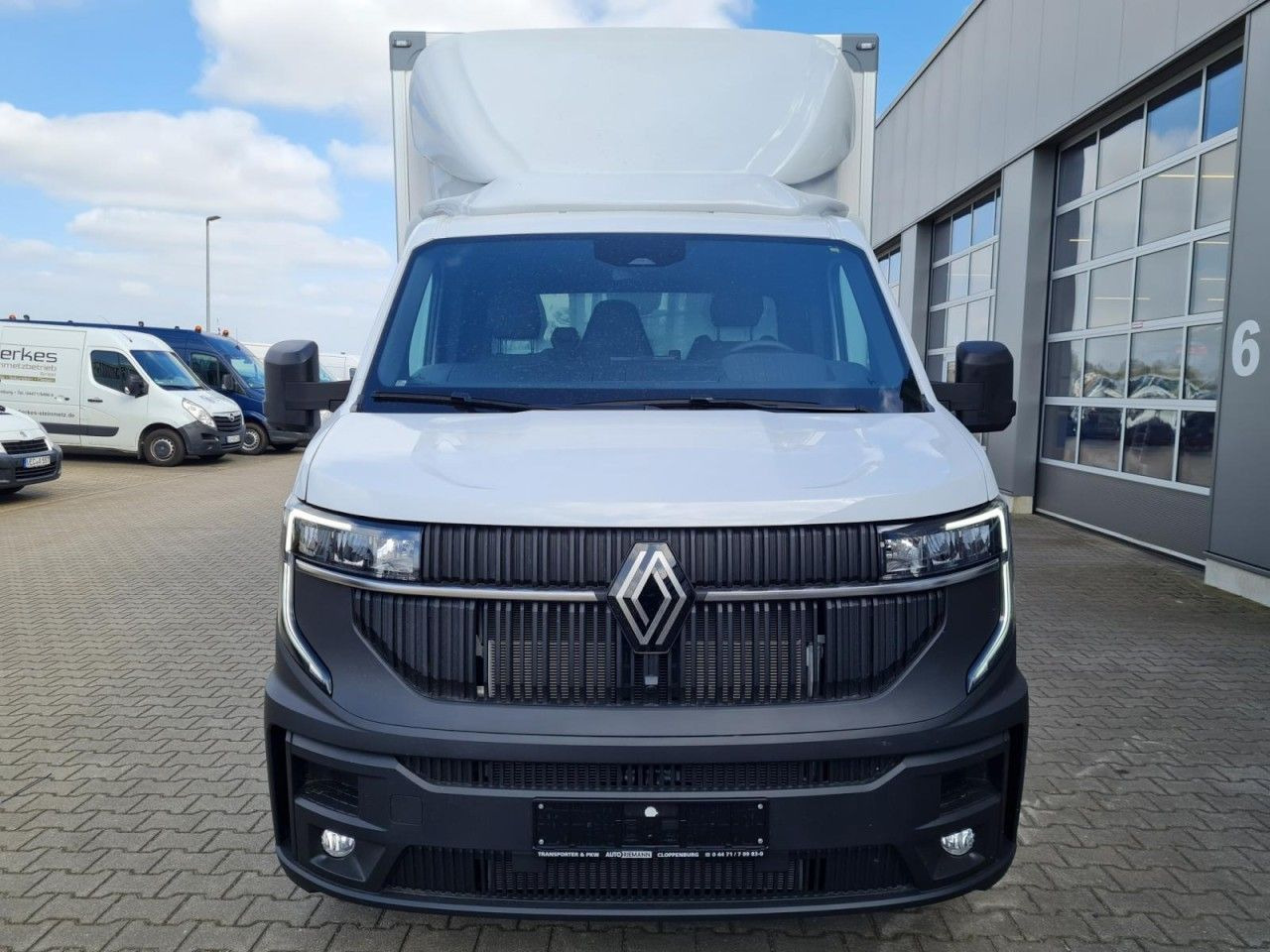 Renault Master 35 New Möbel Koffer KLIMA KOMFORT TEMPOMA - Closed box van: picture 2 Renault Master 35 New Möbel Koffer KLIMA KOMFORT TEMPOMA - Closed box van: picture 2