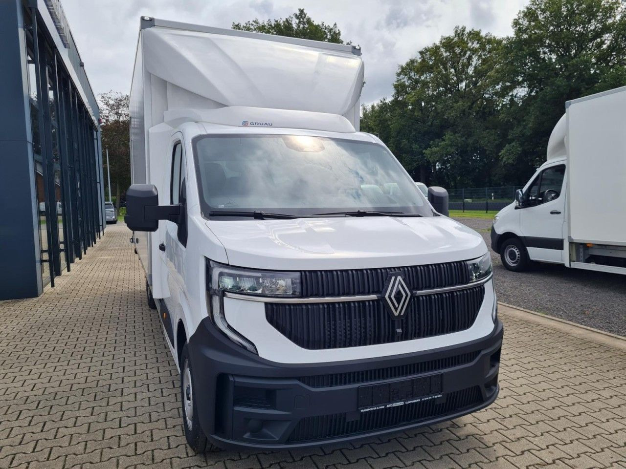 Renault Master 35 New Möbel Koffer LBW KLIMA TEMPOMAT - Closed box van: picture 2 Renault Master 35 New Möbel Koffer LBW KLIMA TEMPOMAT - Closed box van: picture 2
