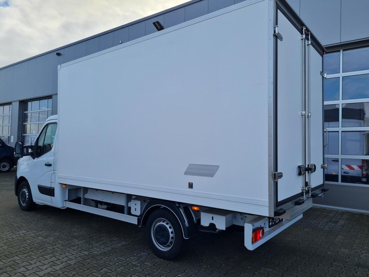 Renault Master Kühlkoffer STAND+FAHRKÜHL THERMOKING DRUC - Refrigerated delivery van: picture 5 Renault Master Kühlkoffer STAND+FAHRKÜHL THERMOKING DRUC - Refrigerated delivery van: picture 5