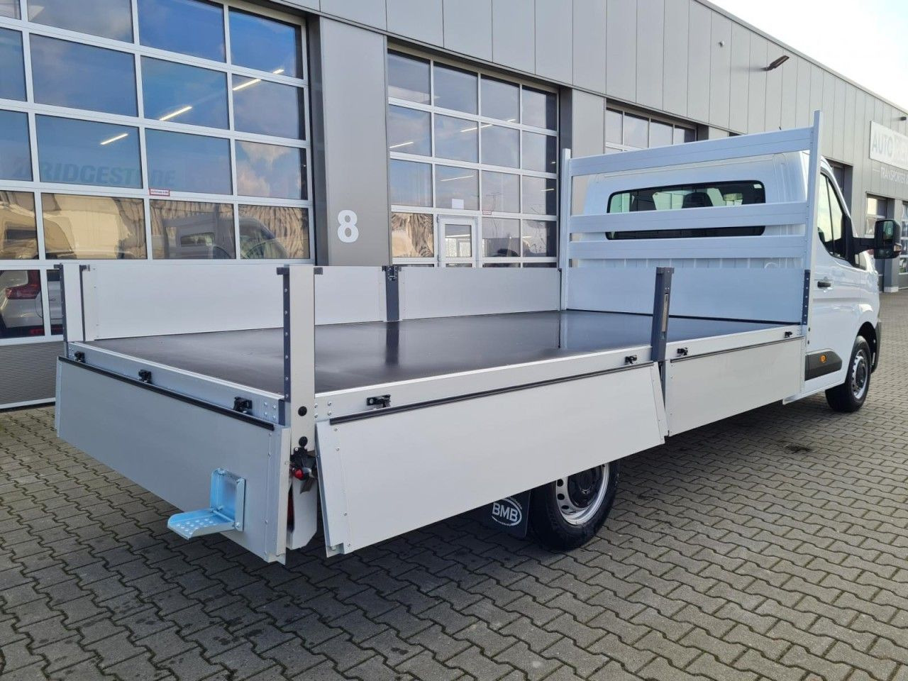 Renault Master New 35 Pritsche lang KLIMA KOMFORT TEMPOM - Open body delivery van: picture 5 Renault Master New 35 Pritsche lang KLIMA KOMFORT TEMPOM - Open body delivery van: picture 5