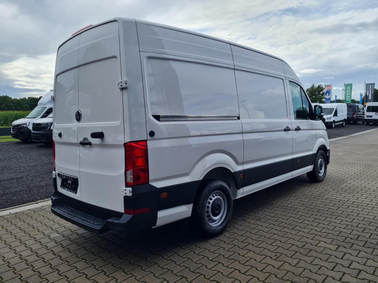 Volkswagen Crafter 35 Kasten TDI MR PDC KLIMA Tempomat L3H3 - Panel van: picture 4 Volkswagen Crafter 35 Kasten TDI MR PDC KLIMA Tempomat L3H3 - Panel van: picture 4