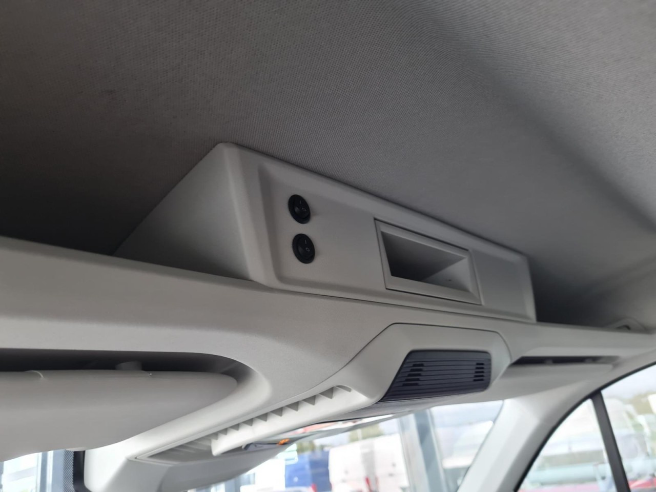 Volkswagen Crafter 35 / TGE 3.180 Kombi 9 Sitze LEDER Sonderumbau leasing Volkswagen Crafter 35 / TGE 3.180 Kombi 9 Sitze LEDER Sonderumbau: picture 23