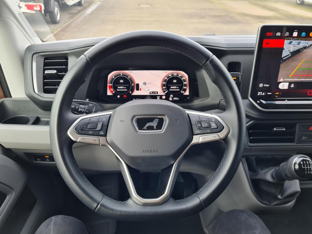 Volkswagen Crafter 35 / TGE 3.180 Kombi 9 Sitze LEDER Sonderumbau leasing Volkswagen Crafter 35 / TGE 3.180 Kombi 9 Sitze LEDER Sonderumbau: picture 8