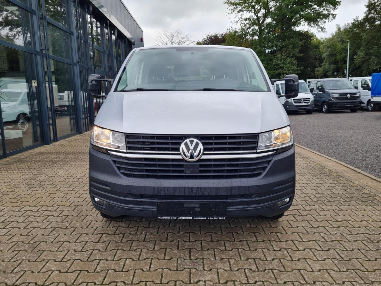 Volkswagen T6.1 Pritsche LR Doka 6-Sitze KLIMA - Open body delivery van, Combi van: picture 2 Volkswagen T6.1 Pritsche LR Doka 6-Sitze KLIMA - Open body delivery van, Combi van: picture 2