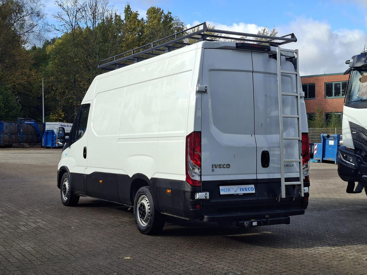 Iveco Daily 35S14EV Radio*Kamera*Regal*AHK*Dachgepäck - Panel van: picture 3 Iveco Daily 35S14EV Radio*Kamera*Regal*AHK*Dachgepäck - Panel van: picture 3