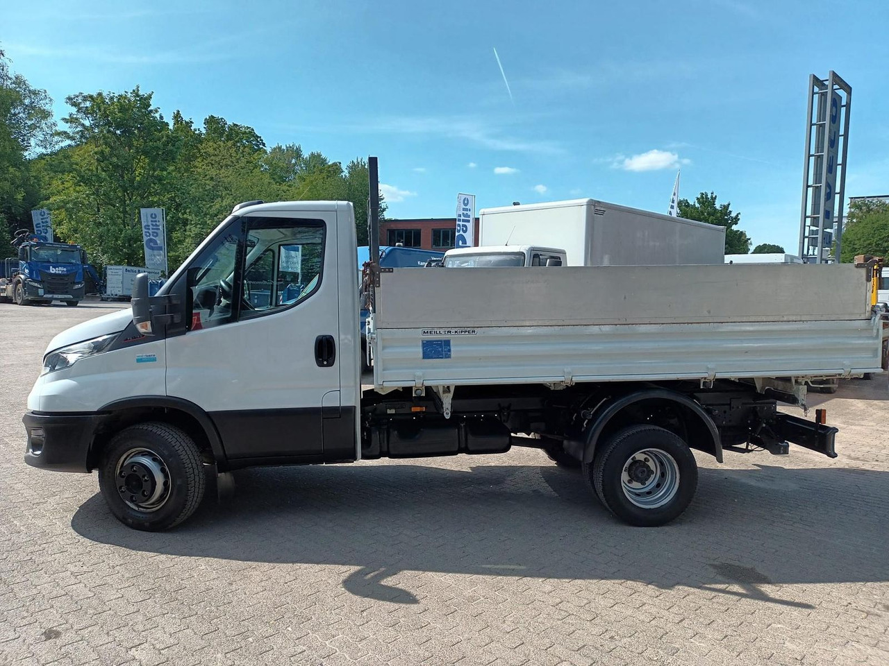 Iveco Daily 70C18H Meiler Kipper Dreiseitenkipper 1... - Tipper van: picture 2 Iveco Daily 70C18H Meiler Kipper Dreiseitenkipper 1... - Tipper van: picture 2