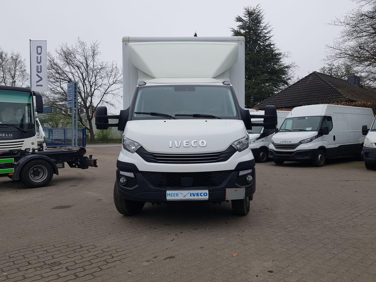 Iveco Daily 70C18HA8/P Koffer, Luftfederung, Kamera - Closed box van: picture 2 Iveco Daily 70C18HA8/P Koffer, Luftfederung, Kamera - Closed box van: picture 2