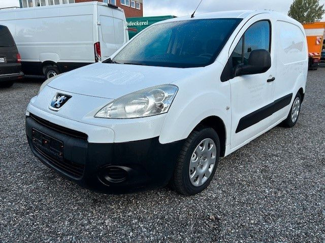 Peugeot Partner Komfort Kühlanlage 90PS Schalter - Refrigerated delivery van: picture 1 Peugeot Partner Komfort Kühlanlage 90PS Schalter - Refrigerated delivery van: picture 1