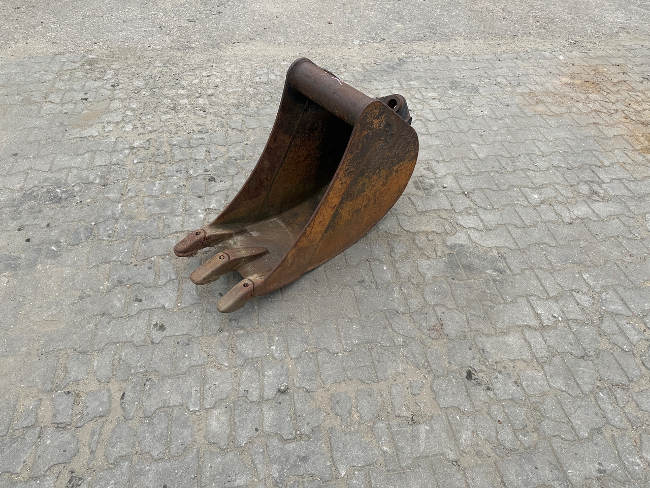 Baggerlöffel Mantovanibenne 40 cm - Excavator bucket for Construction machinery: picture 1 Baggerlöffel Mantovanibenne 40 cm - Excavator bucket for Construction machinery: picture 1