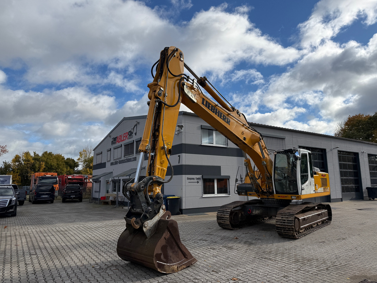 Liebherr R934 C HDS Kettenbagger OQ70/55 ZS - Excavator: picture 2 Liebherr R934 C HDS Kettenbagger OQ70/55 ZS - Excavator: picture 2