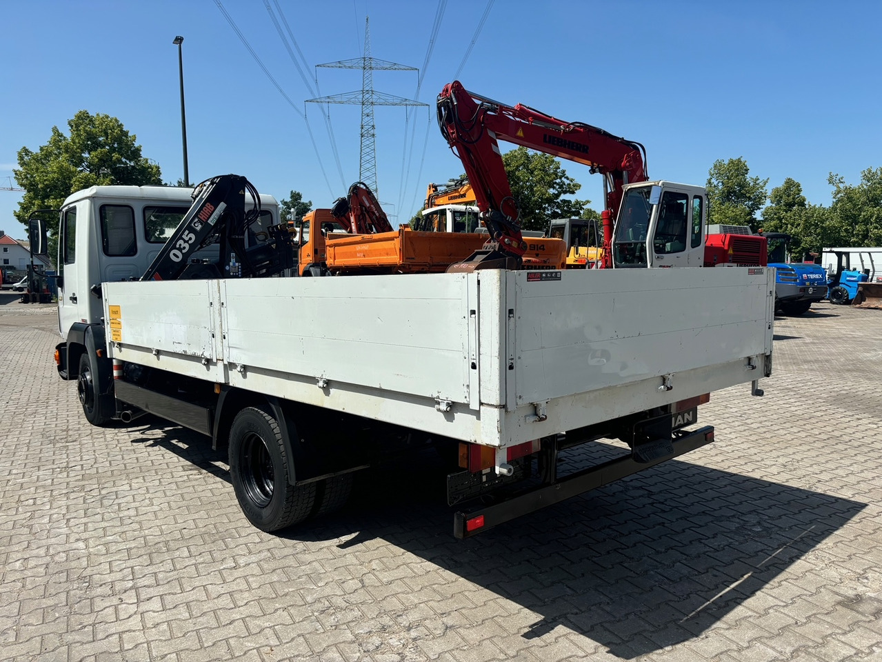 MAN 8.163 L2000 Pritsche+Kran Hiab 035 - Dropside/ Flatbed truck, Crane truck: picture 4 MAN 8.163 L2000 Pritsche+Kran Hiab 035 - Dropside/ Flatbed truck, Crane truck: picture 4