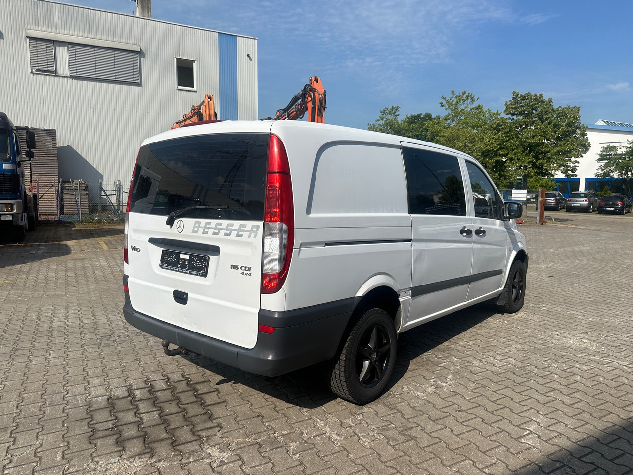 Mercedes-Benz 116 CDI Vito 4x4 Allrad - Car: picture 4 Mercedes-Benz 116 CDI Vito 4x4 Allrad - Car: picture 4