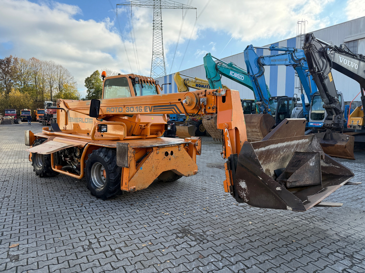 Merlo Roto 30.16 EV Teleskoplader 16m Arbeitskorb - Wheel loader: picture 4 Merlo Roto 30.16 EV Teleskoplader 16m Arbeitskorb - Wheel loader: picture 4