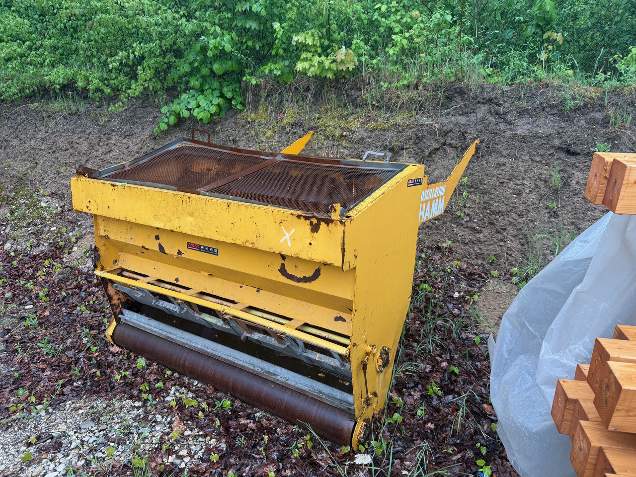 Splitstreuer 160 cm Straßmayr BS-WA 1700 Hamm DV8 - Sand/ Salt spreader: picture 3 Splitstreuer 160 cm Straßmayr BS-WA 1700 Hamm DV8 - Sand/ Salt spreader: picture 3