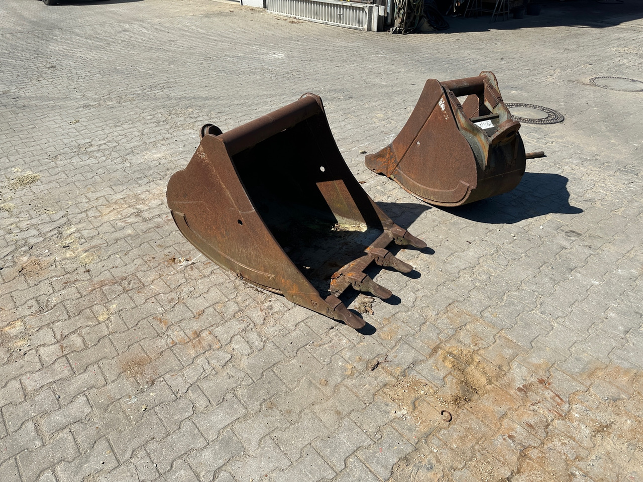 Tieflöffel Mantovanibenne 90 cm - Excavator bucket for Construction machinery: picture 2 Tieflöffel Mantovanibenne 90 cm - Excavator bucket for Construction machinery: picture 2