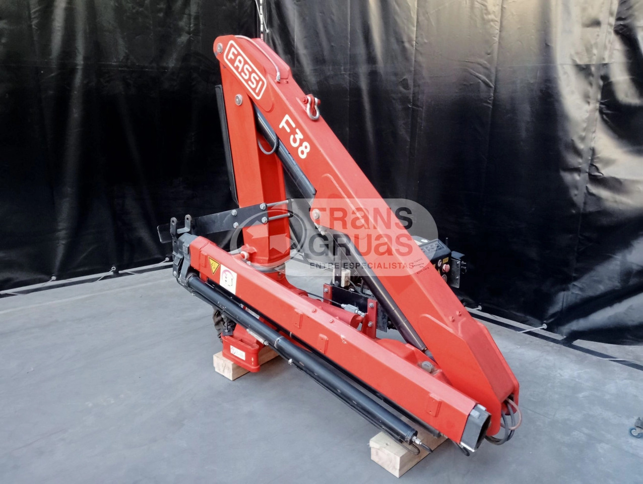 Grúa Fassi F38AF - Truck mounted crane for Truck: picture 2 Grúa Fassi F38AF - Truck mounted crane for Truck: picture 2