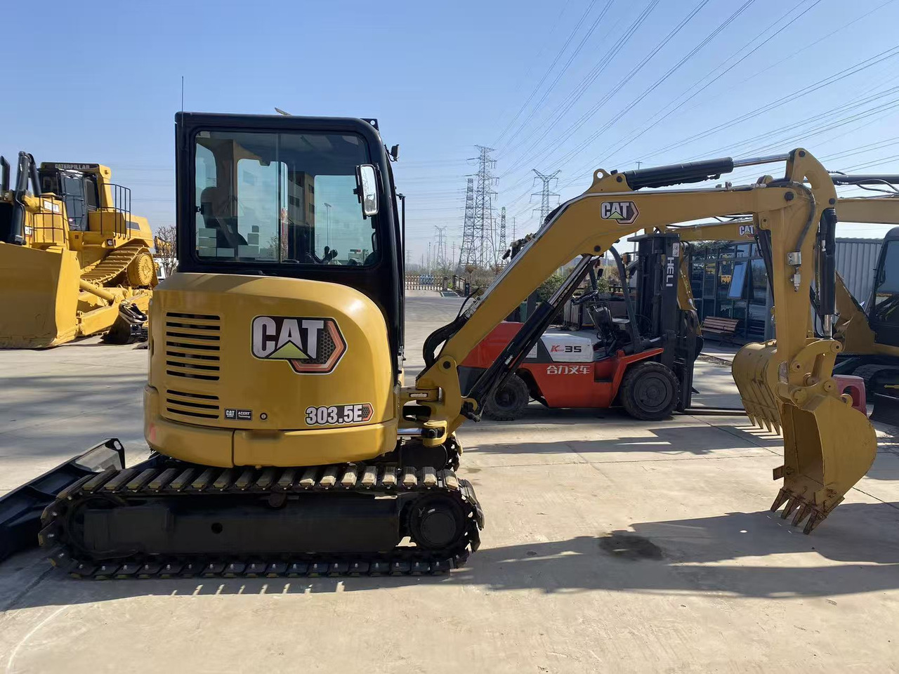 CATERPILLAR 303.5E with Rubber Pads - Mini excavator: picture 4 CATERPILLAR 303.5E with Rubber Pads - Mini excavator: picture 4