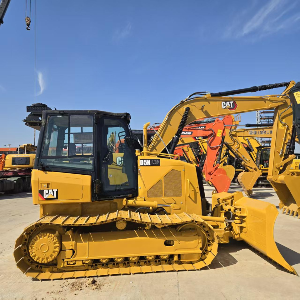Caterpillar D5K - Crawler excavator: picture 2 Caterpillar D5K - Crawler excavator: picture 2