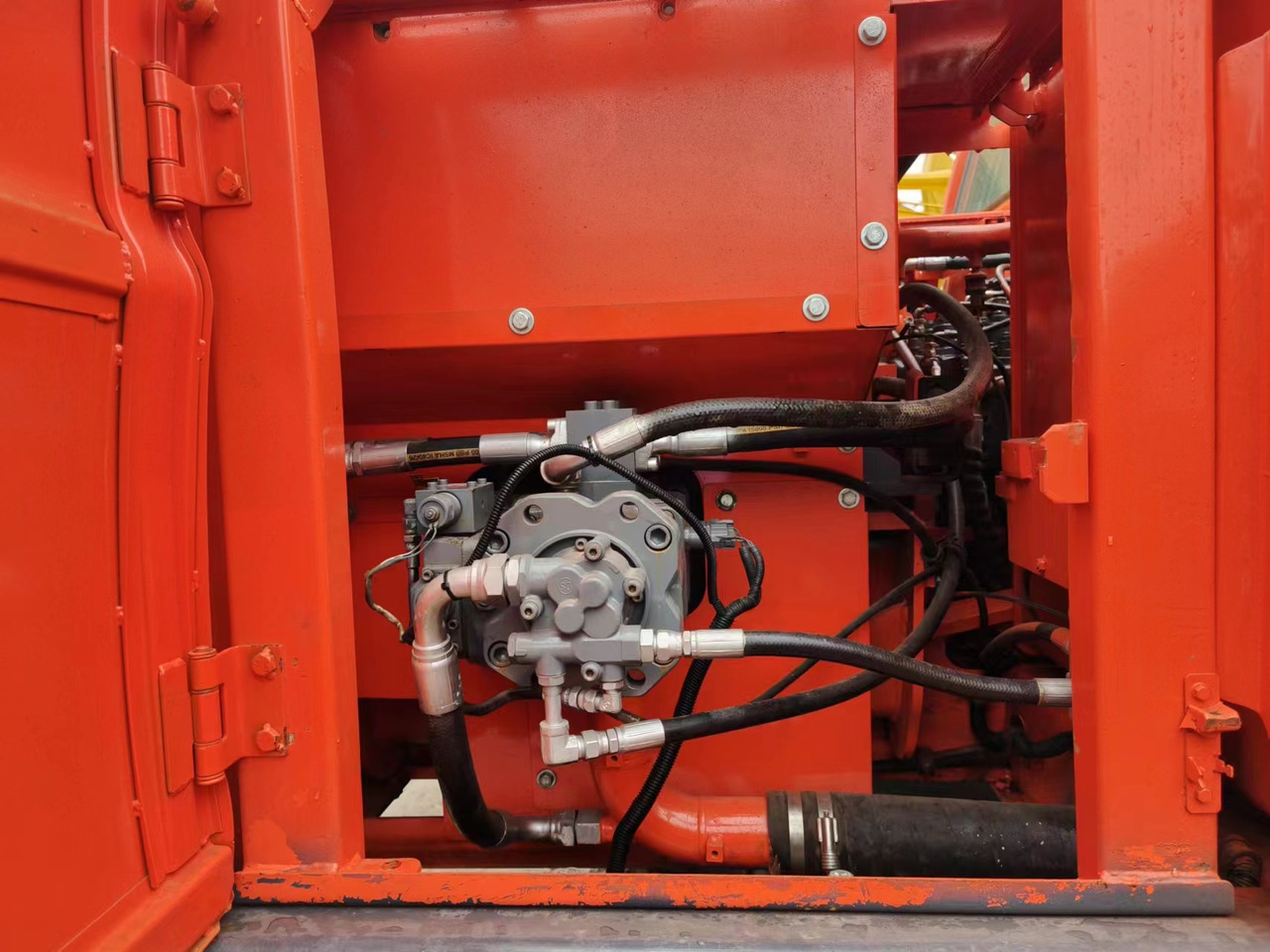 DOOSAN DX140 - Excavator: picture 5 DOOSAN DX140 - Excavator: picture 5