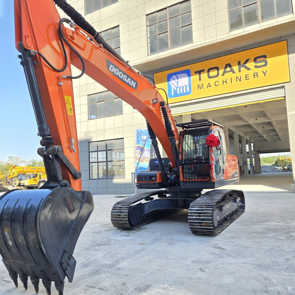DOOSAN DX225 - Excavator: picture 3 DOOSAN DX225 - Excavator: picture 3