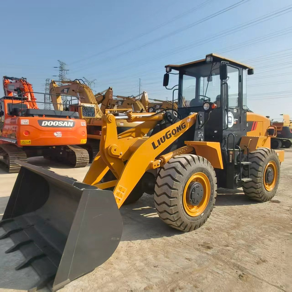 LIUGONG CLG836 - Wheel loader: picture 1 LIUGONG CLG836 - Wheel loader: picture 1