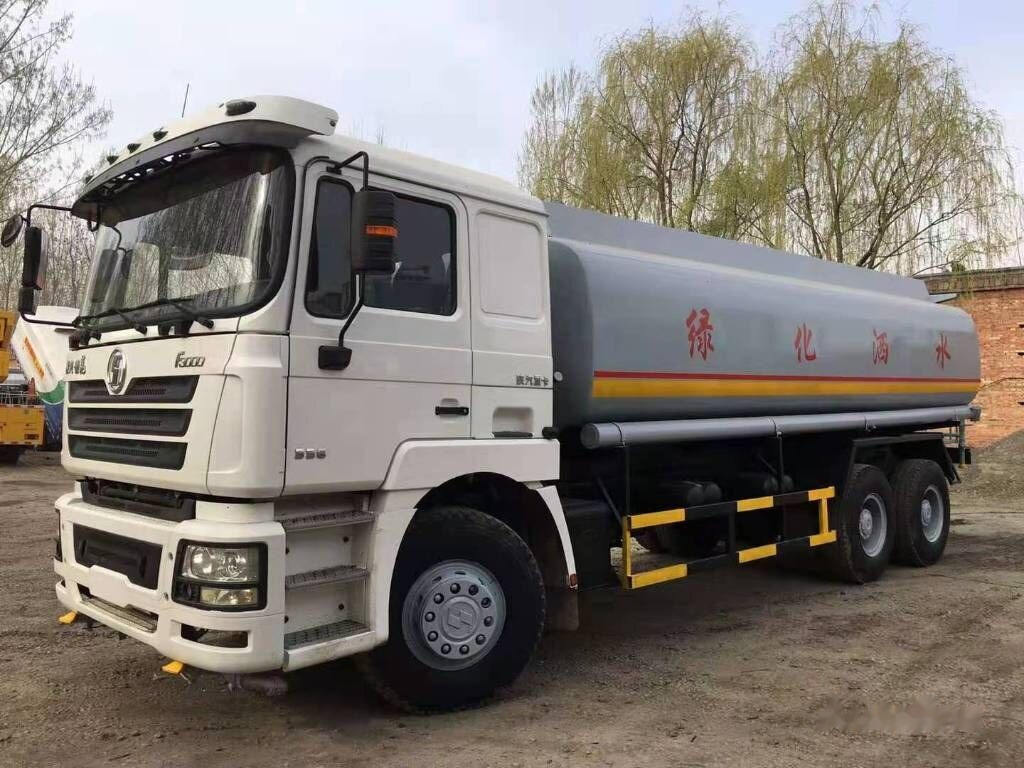 Shacman F3000 - Vacuum truck: picture 1 Shacman F3000 - Vacuum truck: picture 1