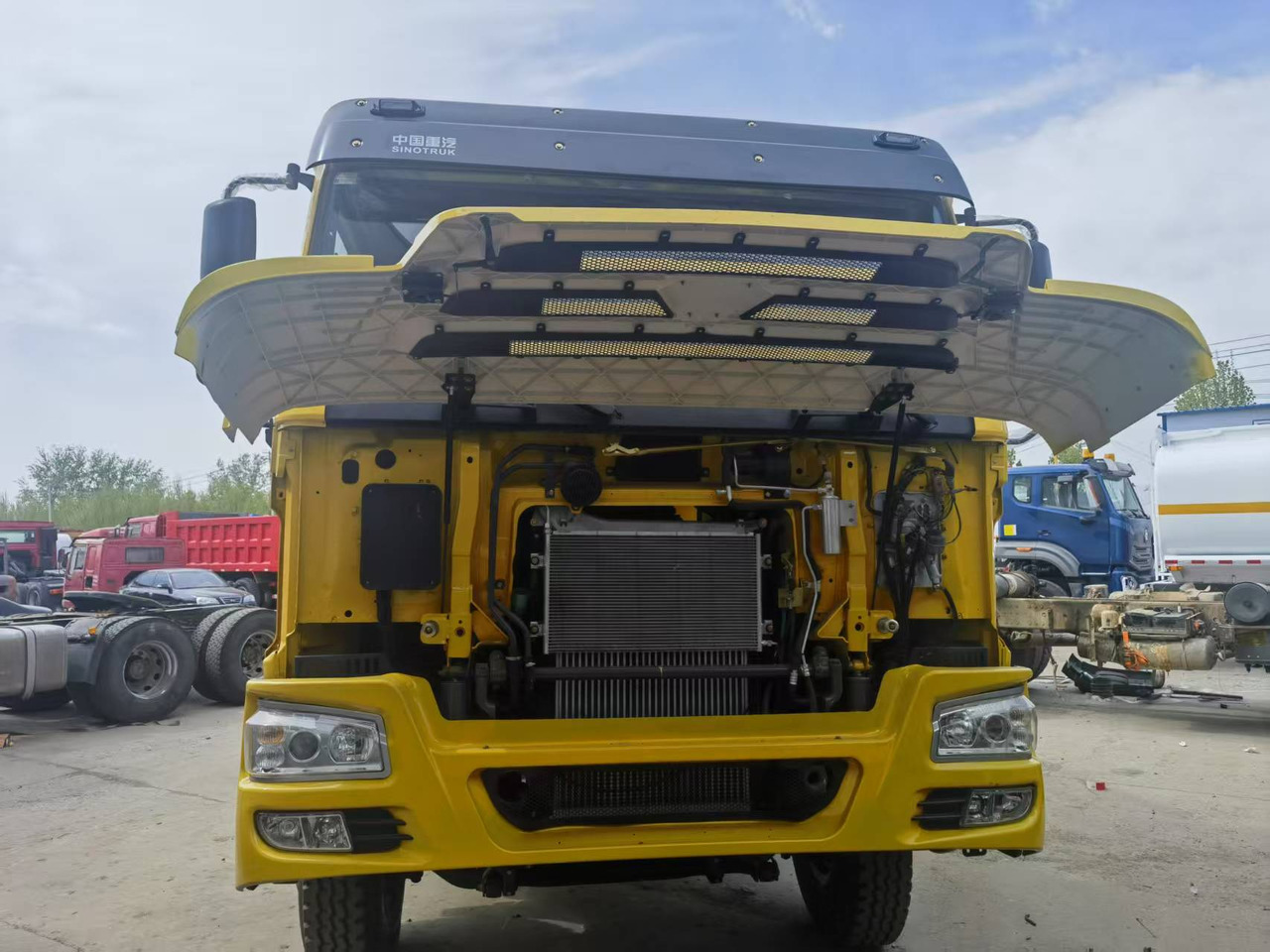 Sinotruk HOWO 371 Dump truck - Tipper: picture 2 Sinotruk HOWO 371 Dump truck - Tipper: picture 2