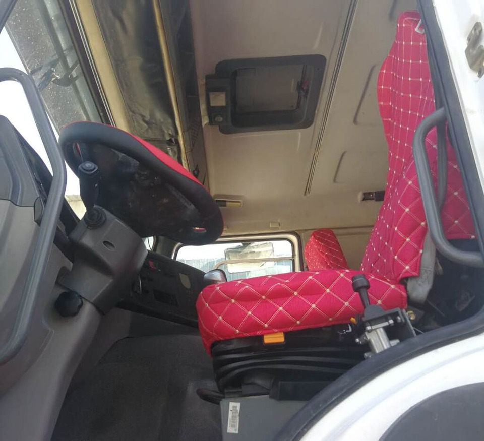 Tipper Sinotruk HOWO 375 8*4 Dump truck: picture 6