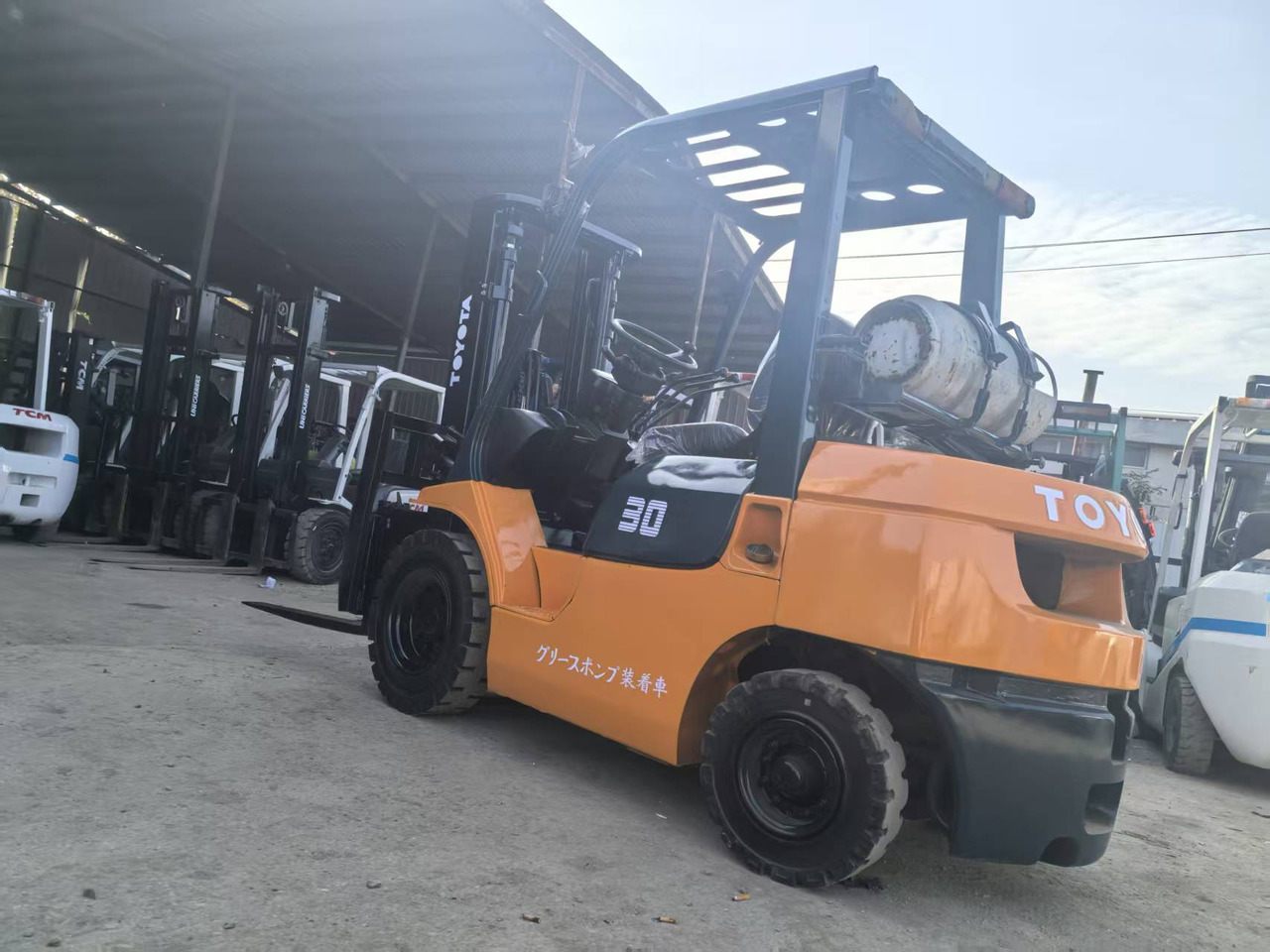 Forklift TOYOTA FD30: picture 6