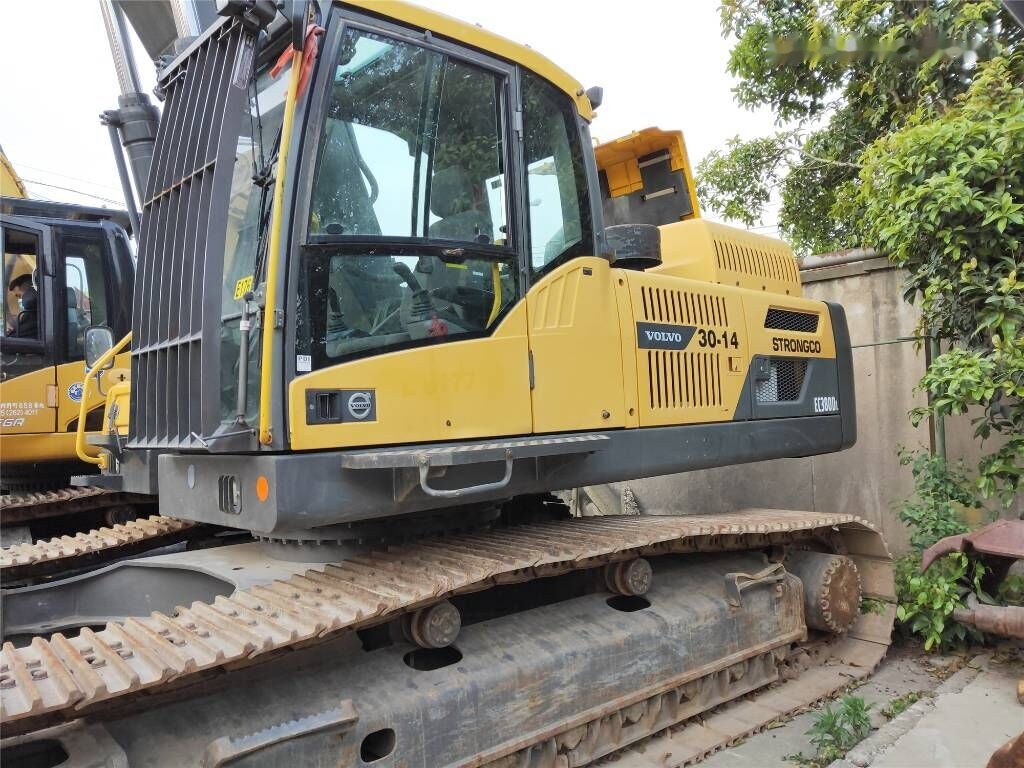 Volvo EC 380 D L - Crawler excavator: picture 1 Volvo EC 380 D L - Crawler excavator: picture 1