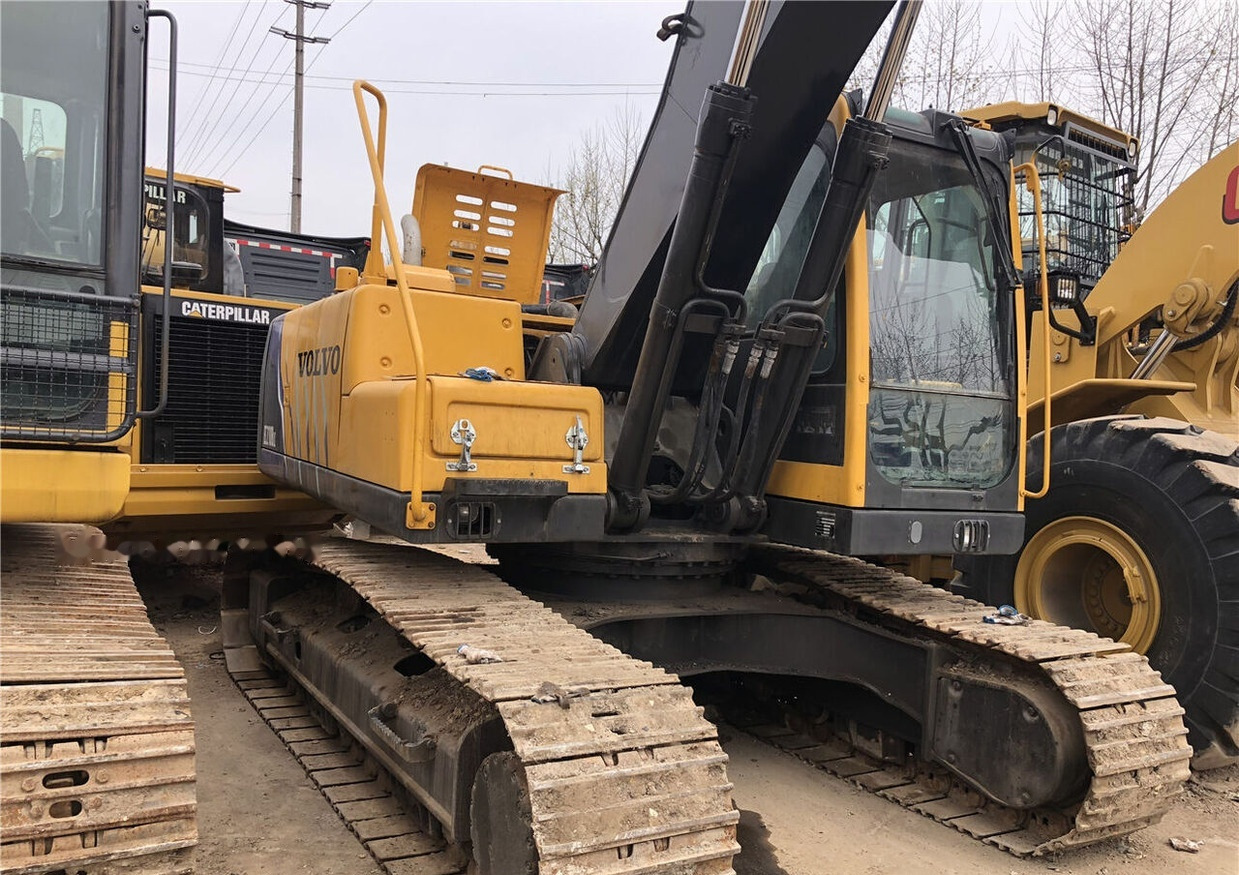 Volvo EC210C - Crawler excavator: picture 3 Volvo EC210C - Crawler excavator: picture 3