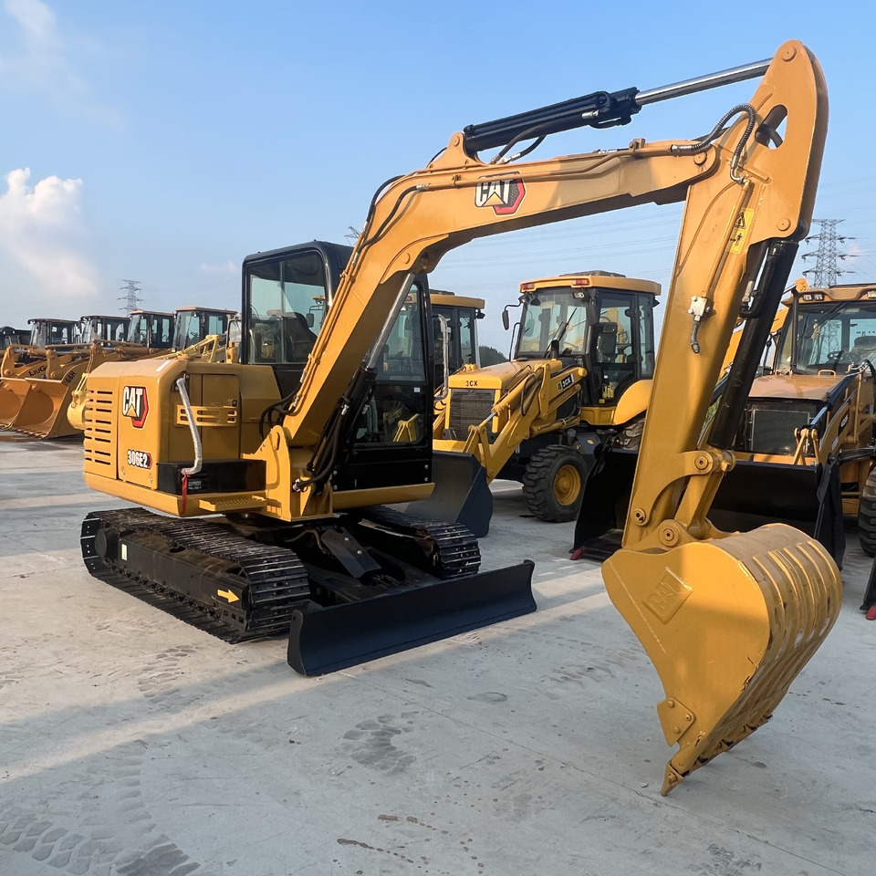 Caterpillar 306E2 - Mini excavator: picture 1 Caterpillar 306E2 - Mini excavator: picture 1