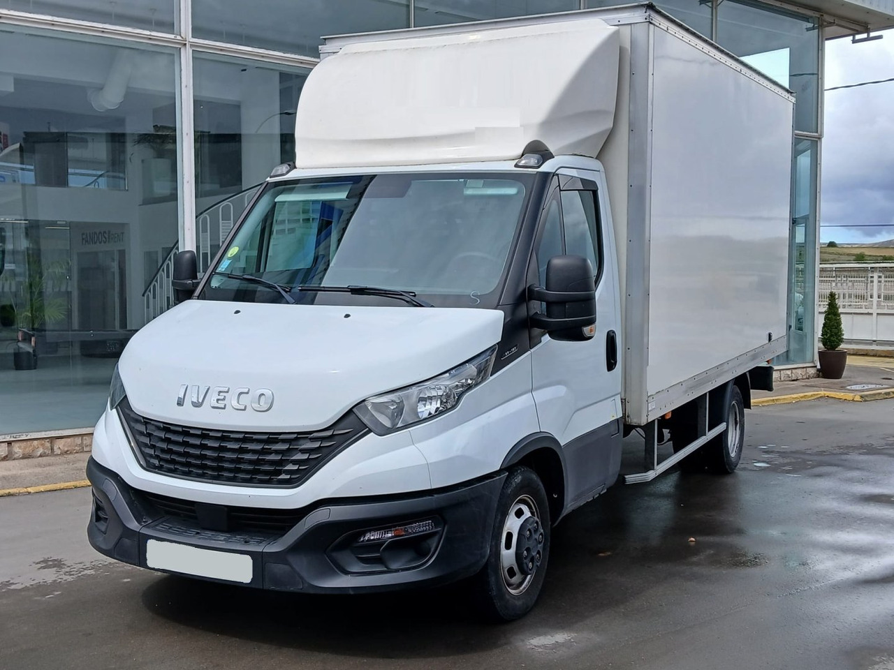 Caja cerrada IVECO 35C16 20m3 - Closed box van: picture 1 Caja cerrada IVECO 35C16 20m3 - Closed box van: picture 1