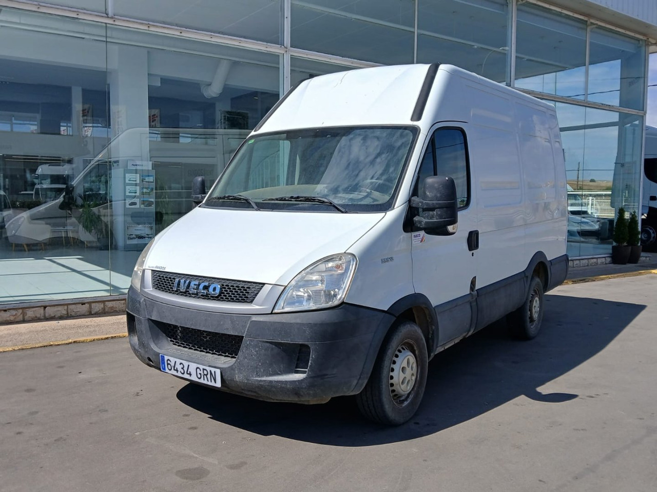 Furgón IVECO 35S13 V 10m3 - Panel van: picture 1 Furgón IVECO 35S13 V 10m3 - Panel van: picture 1