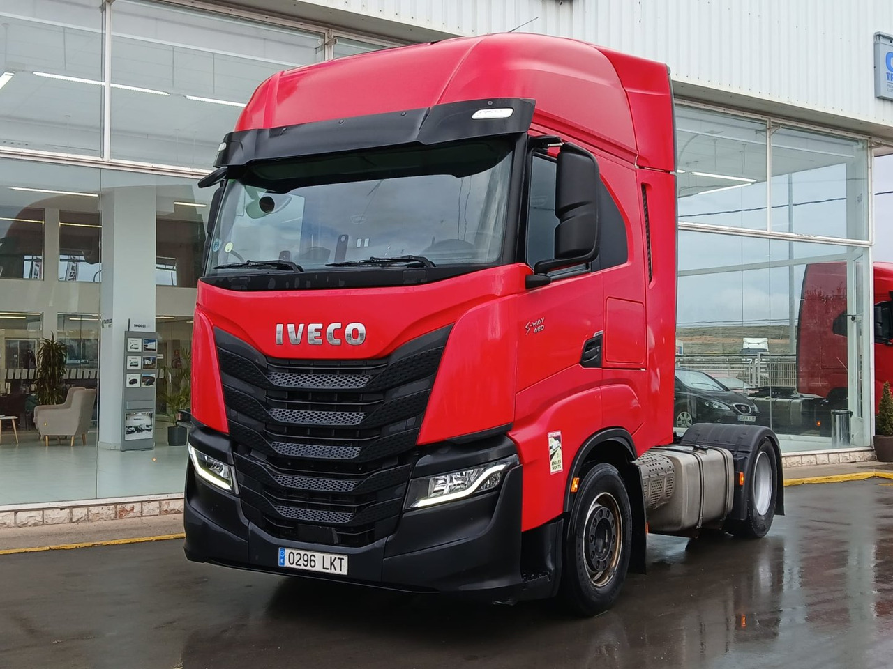 Cabeza Tractora IVECO 460 AUTOMATICO CON INTARDER - Tractor unit: picture 1 Cabeza Tractora IVECO 460 AUTOMATICO CON INTARDER - Tractor unit: picture 1