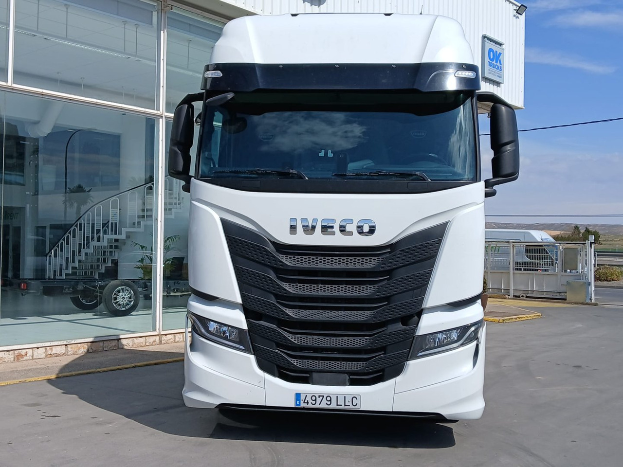 Cabeza Tractora IVECO 480 AUTOMATICO CON INTARDER - Tractor unit: picture 2 Cabeza Tractora IVECO 480 AUTOMATICO CON INTARDER - Tractor unit: picture 2