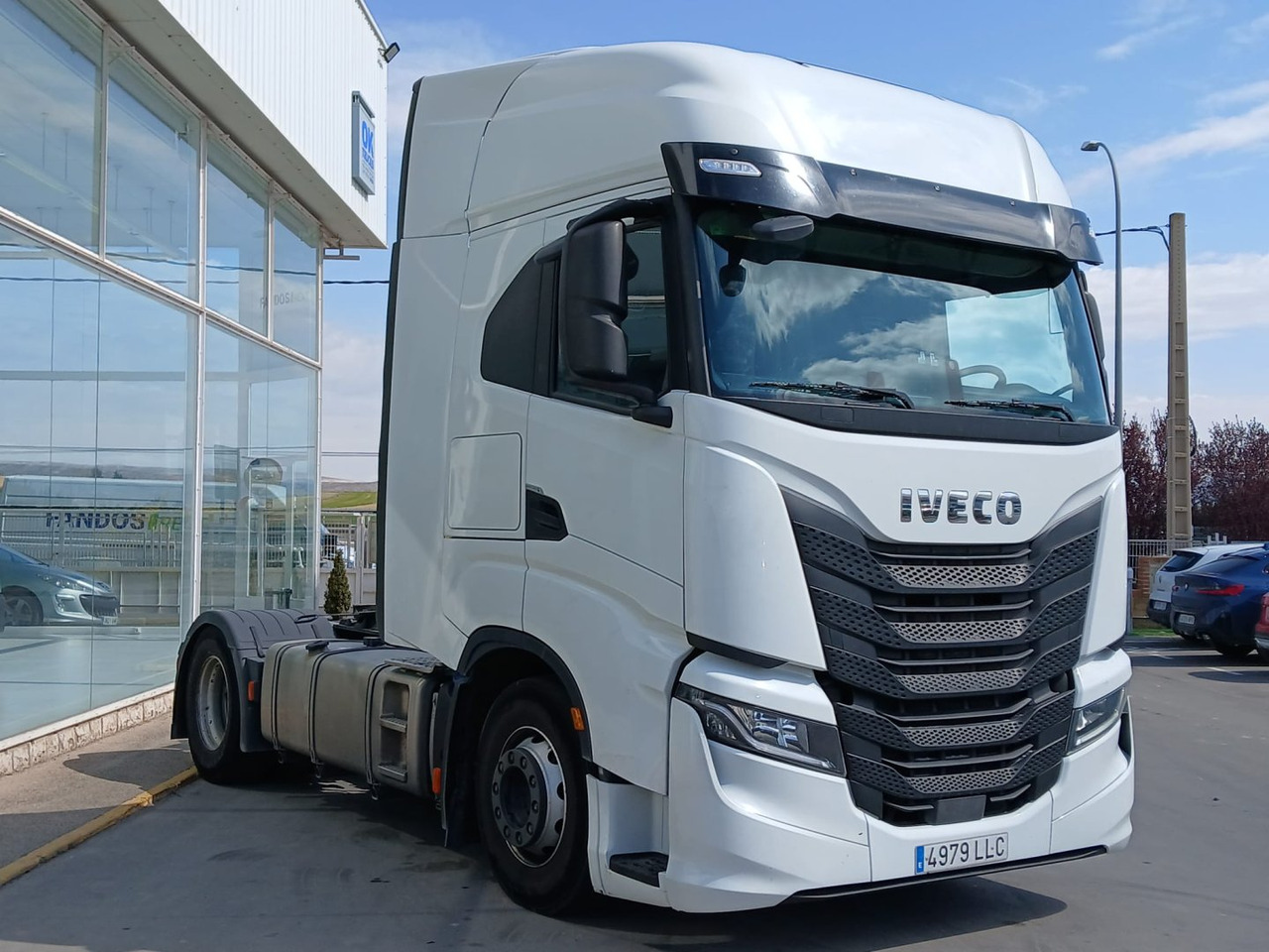 Cabeza Tractora IVECO 480 AUTOMATICO CON INTARDER - Tractor unit: picture 3 Cabeza Tractora IVECO 480 AUTOMATICO CON INTARDER - Tractor unit: picture 3