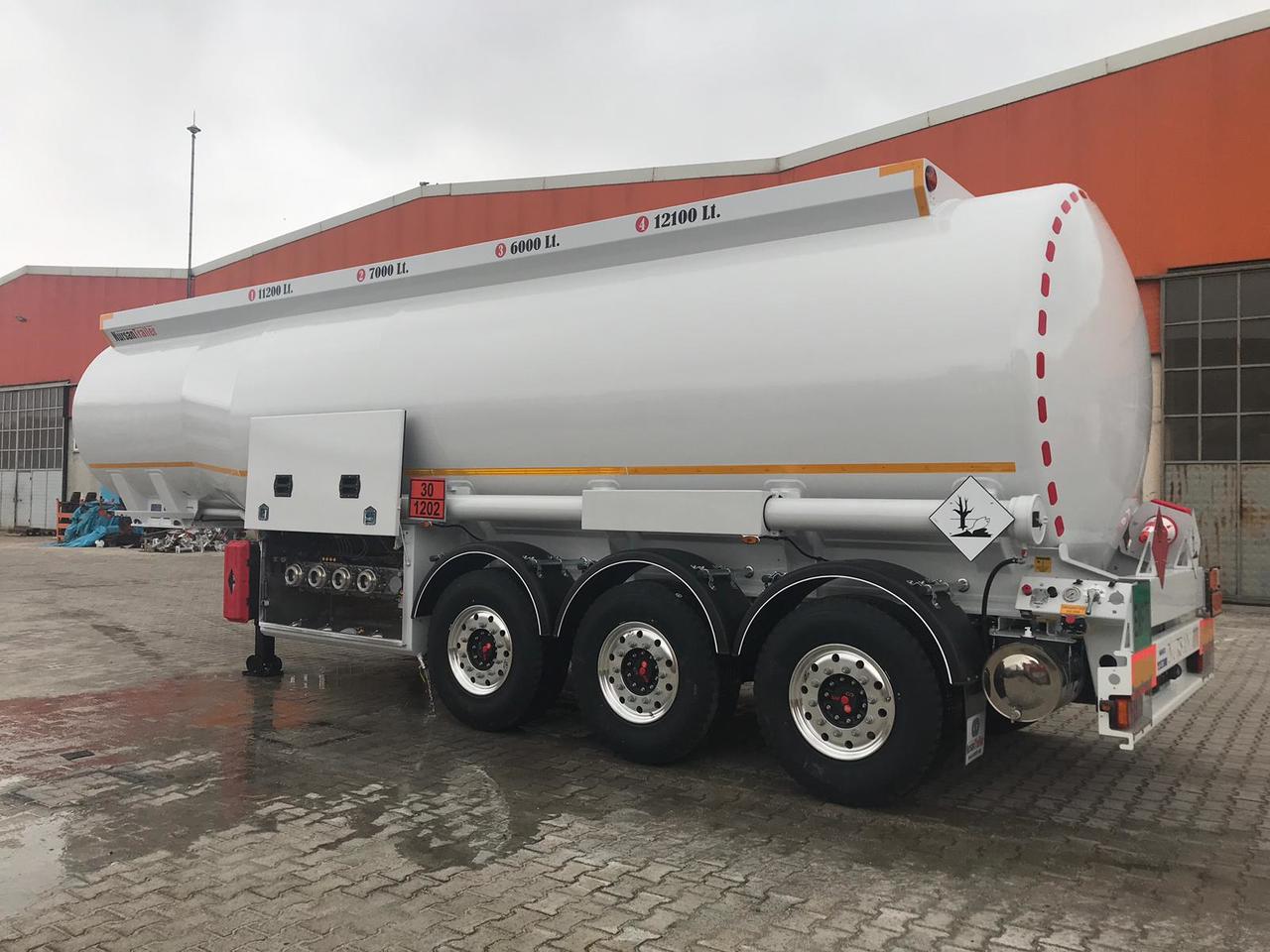 NURSAN Aluminium Tanker - Tanker semi-trailer: picture 4 NURSAN Aluminium Tanker - Tanker semi-trailer: picture 4