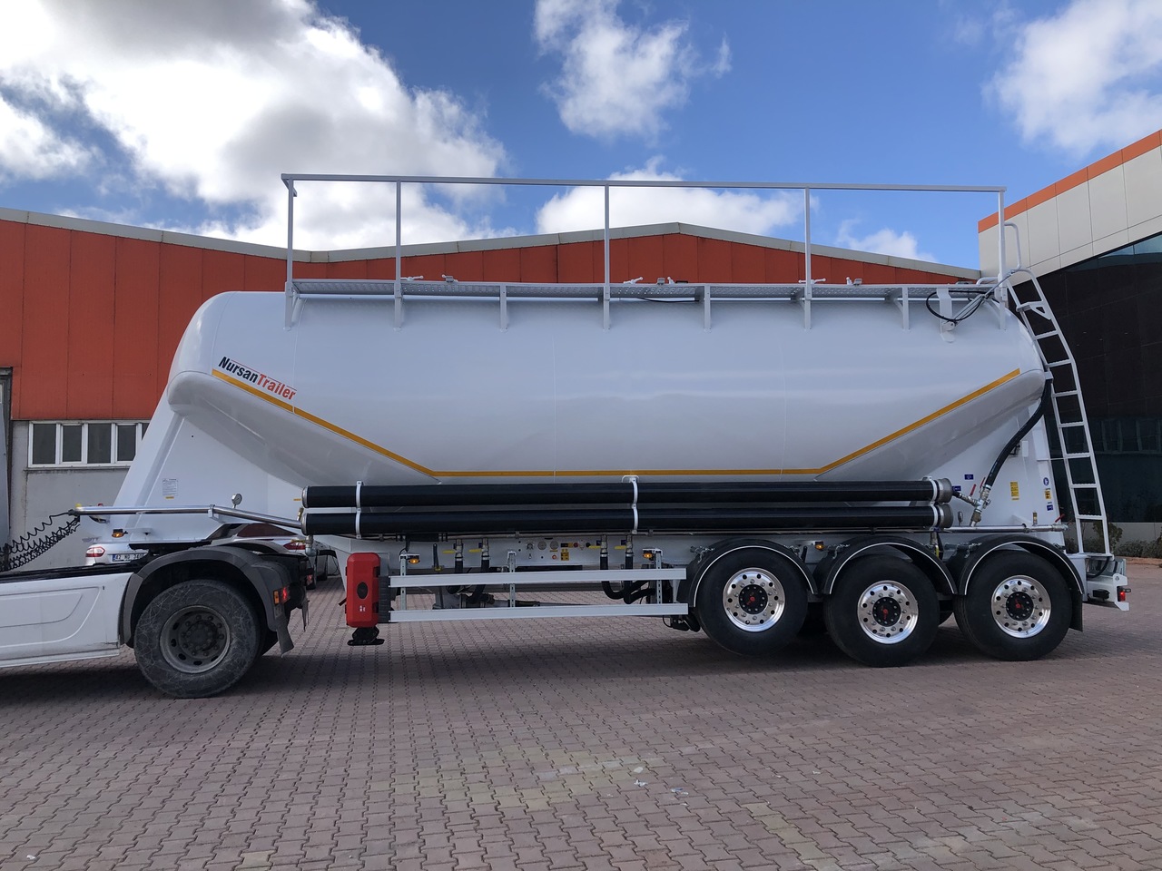 NURSAN Aluminium W Type Silo - Silo semi-trailer: picture 4 NURSAN Aluminium W Type Silo - Silo semi-trailer: picture 4