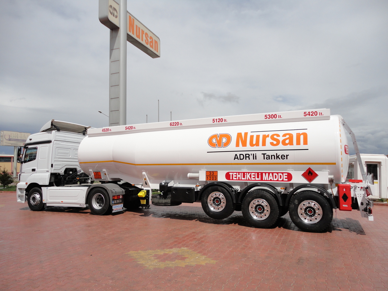 NURSAN Steel Tanker - Tanker semi-trailer: picture 4 NURSAN Steel Tanker - Tanker semi-trailer: picture 4