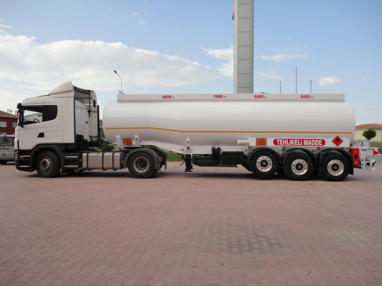 NURSAN Steel Tanker - Tanker semi-trailer: picture 3 NURSAN Steel Tanker - Tanker semi-trailer: picture 3