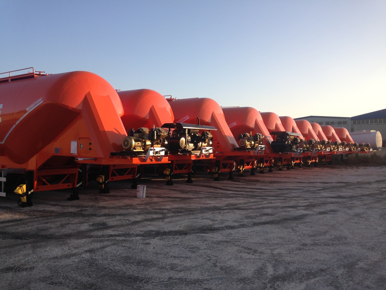 NURSAN Steel W Type Silo - Silo semi-trailer: picture 4 NURSAN Steel W Type Silo - Silo semi-trailer: picture 4