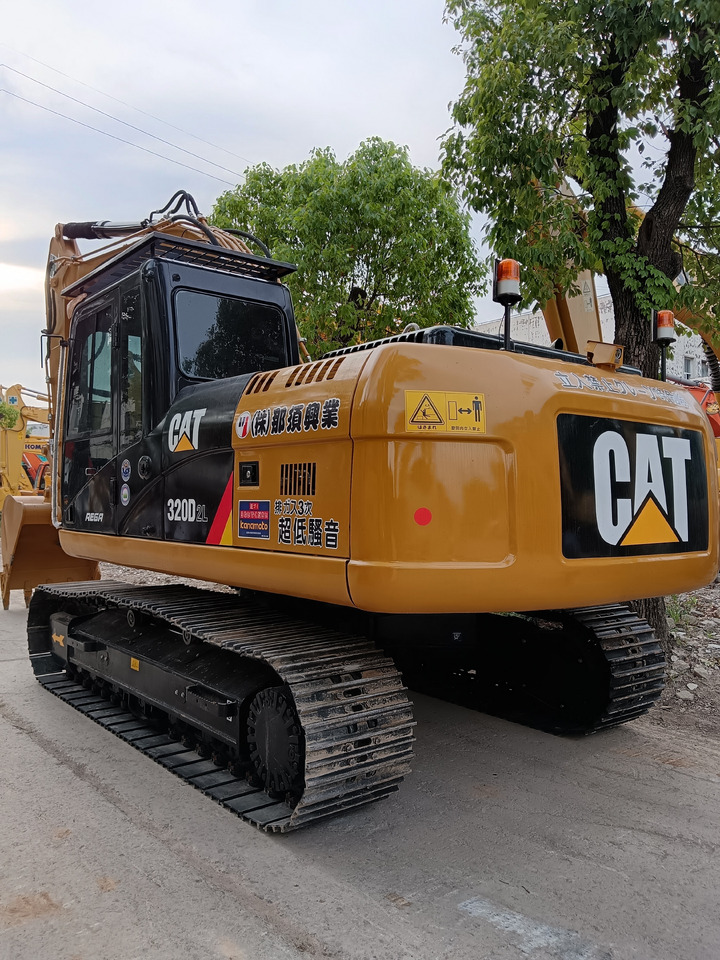 CATERPILLAR 320D 2 L CAT 320 GC - Crawler excavator: picture 2 CATERPILLAR 320D 2 L CAT 320 GC - Crawler excavator: picture 2